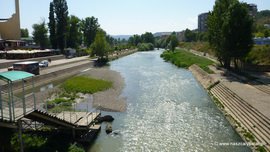 Rzeka Ibar w Kosowskiej Mitrowicy